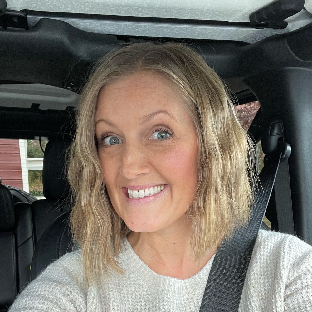 Meet your Posher, Desiree